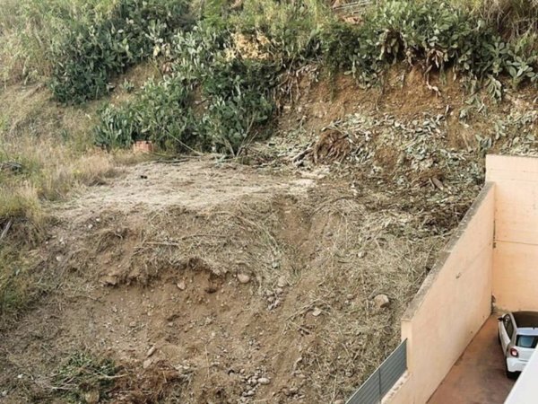 terreno edificabile in vendita a Reggio di Calabria in zona Sbarre