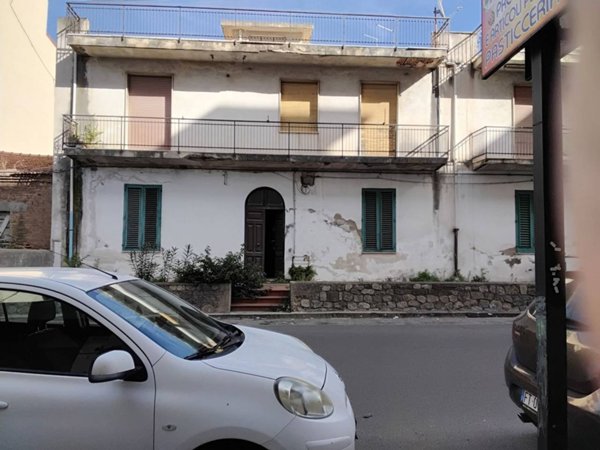 casa indipendente in vendita a Reggio di Calabria in zona Gallico Marina