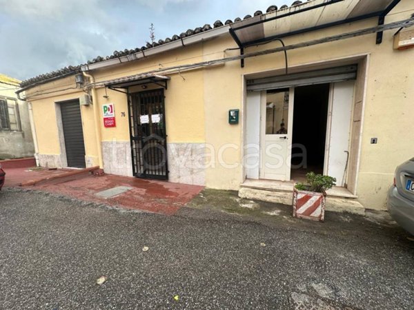 negozio in vendita a Reggio di Calabria in zona Spirito Santo