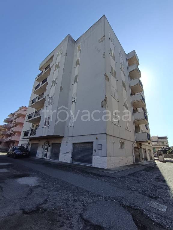 appartamento in vendita a Reggio di Calabria in zona Catona