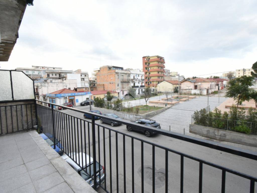 appartamento in vendita a Reggio di Calabria in zona Rione Ferrovieri