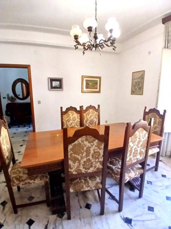 appartamento in vendita a Reggio di Calabria in zona Modena