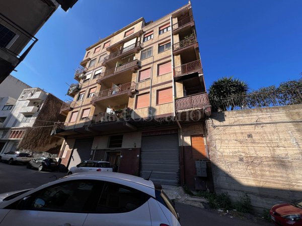 casa indipendente in vendita a Reggio di Calabria