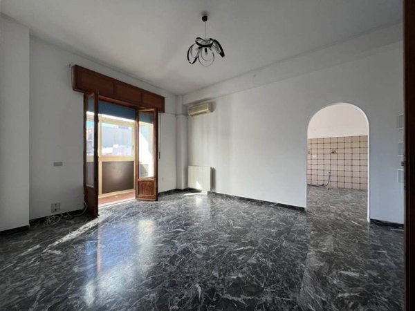 appartamento in vendita a Reggio di Calabria in zona Sbarre