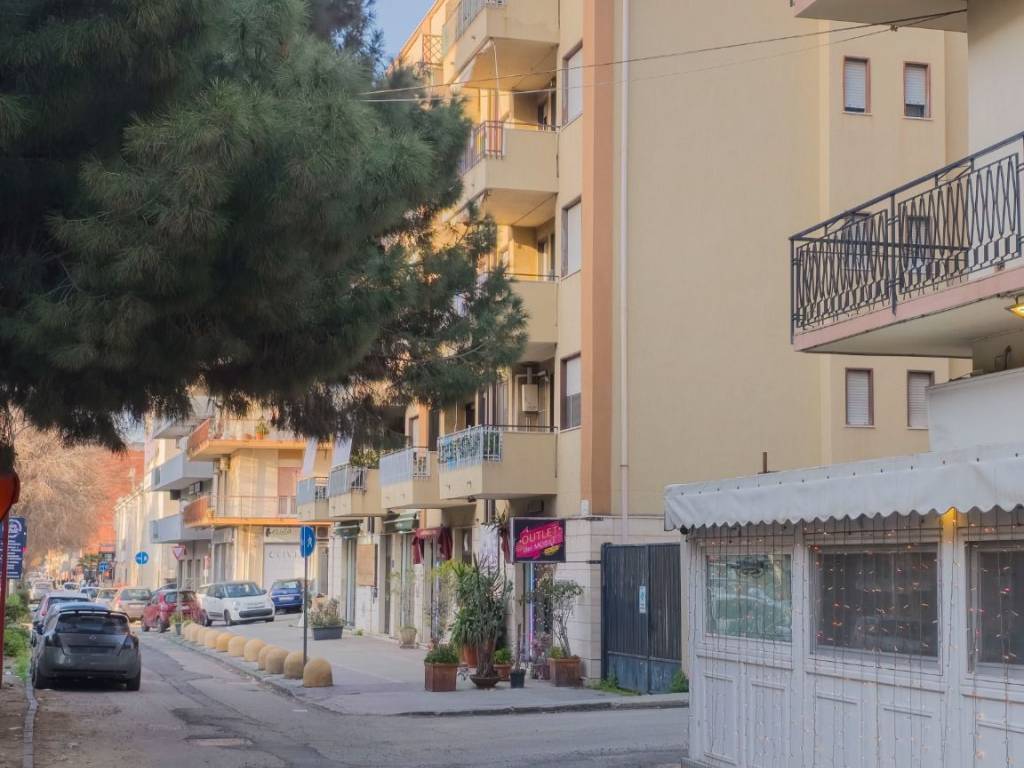 appartamento in vendita a Reggio di Calabria in zona Sbarre