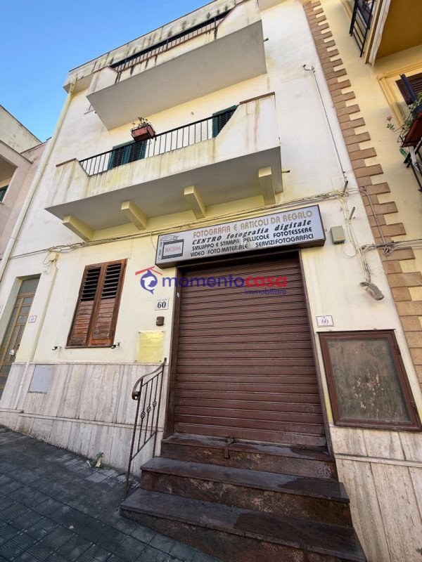 negozio in vendita a Reggio di Calabria