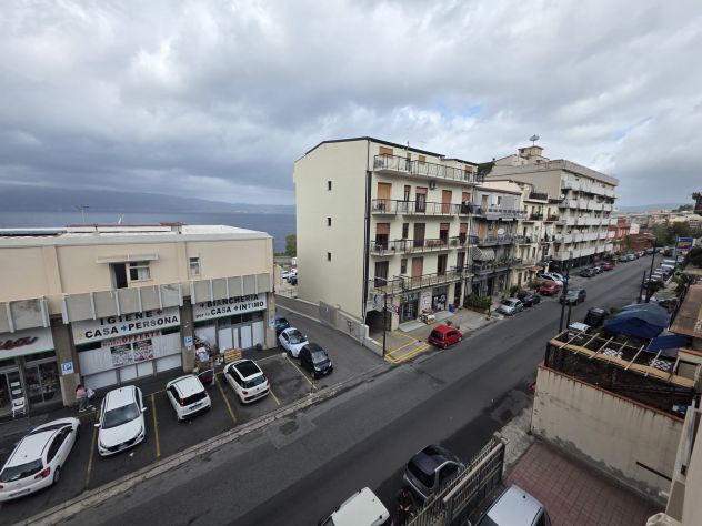 appartamento in vendita a Reggio di Calabria in zona Sbarre