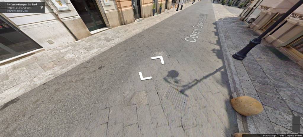negozio in vendita a Reggio di Calabria in zona Centro Storico