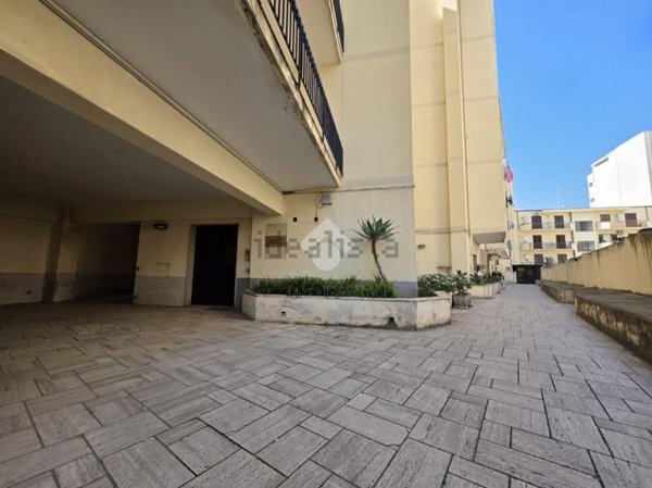 appartamento in vendita a Reggio di Calabria in zona Sbarre