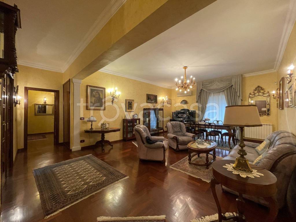 appartamento in vendita a Reggio di Calabria in zona Rione Ferrovieri