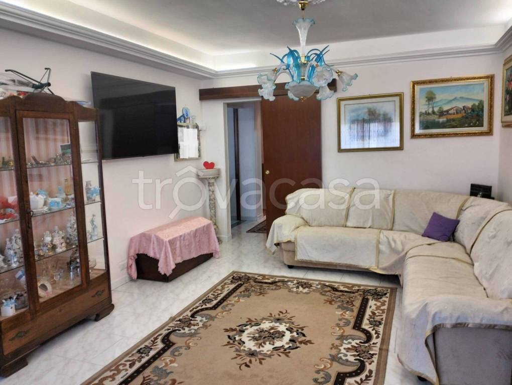 appartamento in vendita a Reggio di Calabria in zona Sbarre