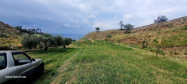casa indipendente in vendita a Reggio di Calabria in zona Pellaro