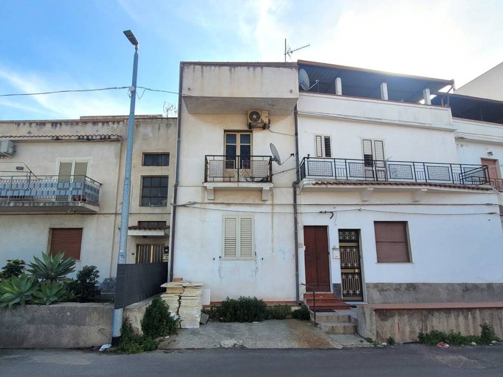 appartamento in vendita a Reggio di Calabria in zona Pellaro