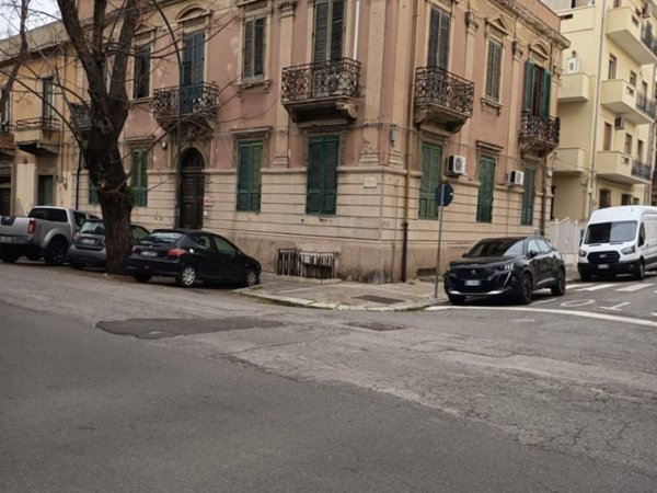 appartamento in vendita a Reggio di Calabria in zona Pineta Zerbi