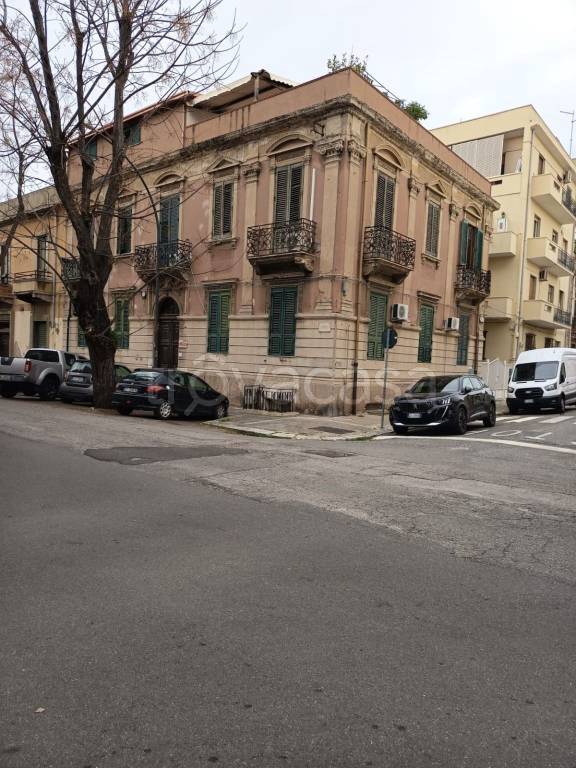 appartamento in vendita a Reggio di Calabria in zona Pineta Zerbi