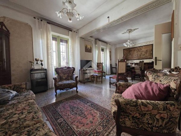 appartamento in vendita a Reggio di Calabria in zona Modena