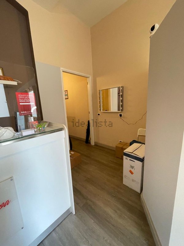 locale commerciale in vendita a Reggio di Calabria