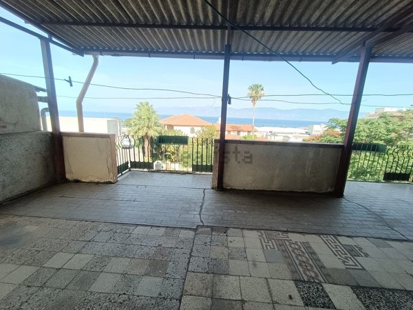 casa indipendente in vendita a Reggio di Calabria in zona San Leo