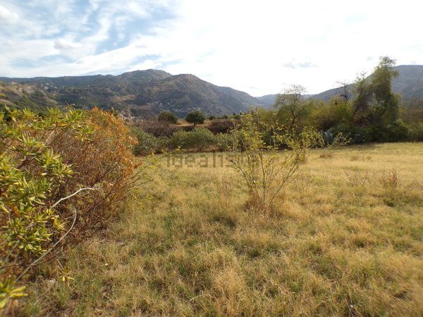 casa indipendente in vendita a Reggio di Calabria in zona Gallina