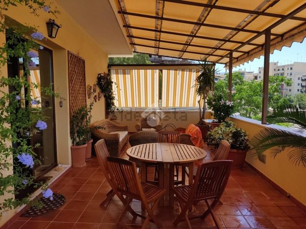 casa indipendente in vendita a Reggio di Calabria in zona Centro Storico