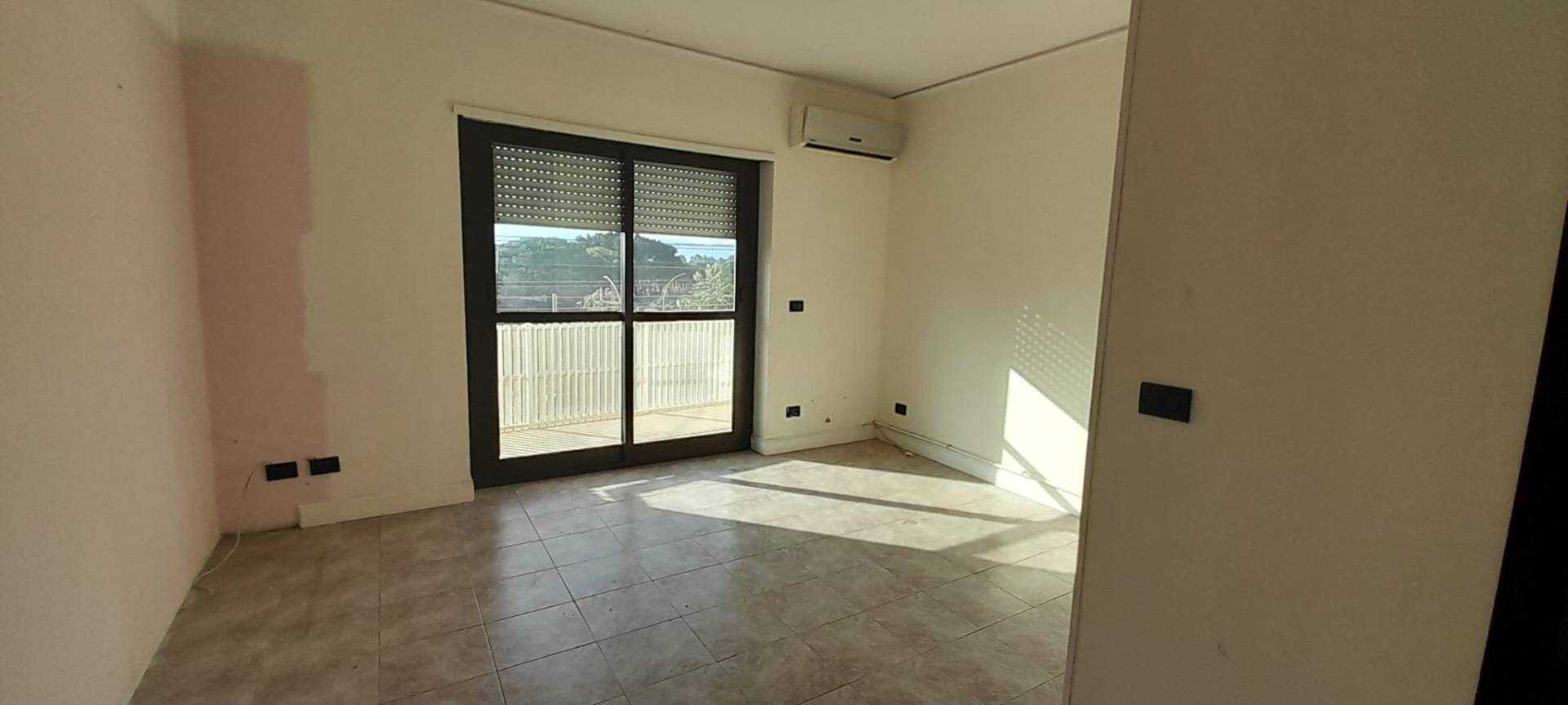 appartamento in vendita a Reggio di Calabria in zona Pentimele