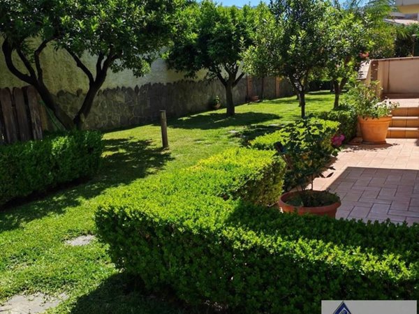 casa indipendente in vendita a Reggio di Calabria in zona Ravagnese