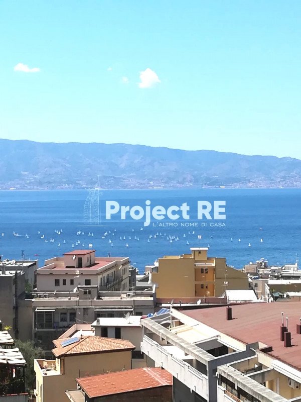 appartamento in vendita a Reggio di Calabria in zona Centro Storico