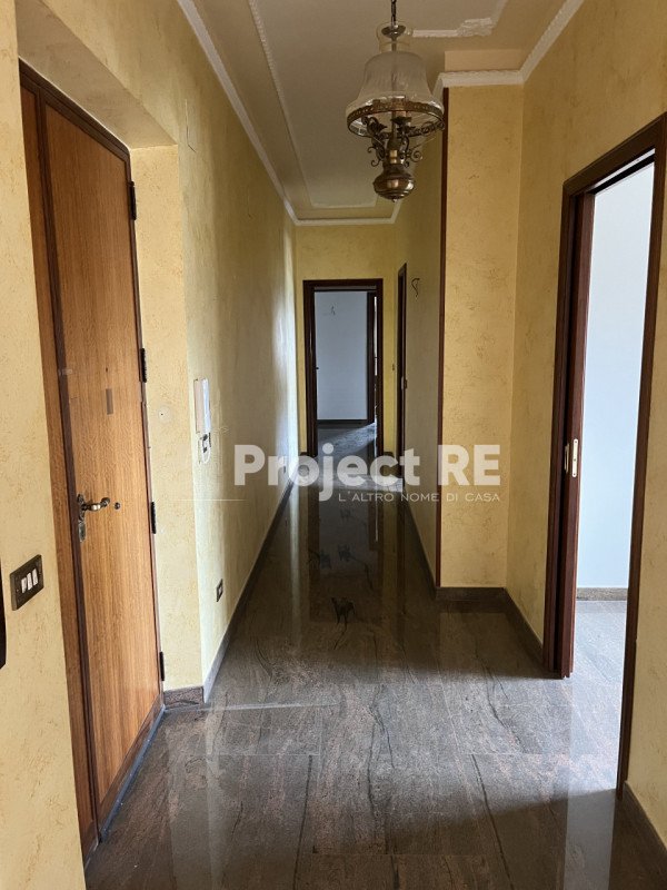 appartamento in vendita a Reggio di Calabria in zona Saracinello