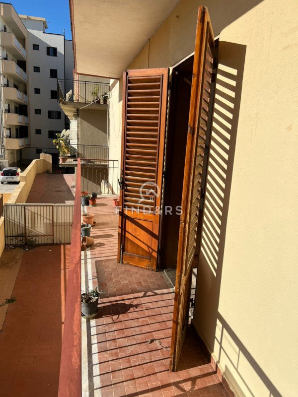 appartamento in vendita a Reggio di Calabria in zona Rione Ferrovieri