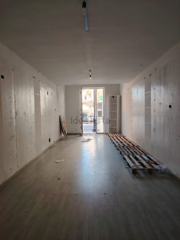 negozio in vendita a Reggio di Calabria in zona Centro Storico