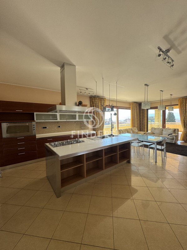 appartamento in vendita a Reggio di Calabria in zona Ravagnese