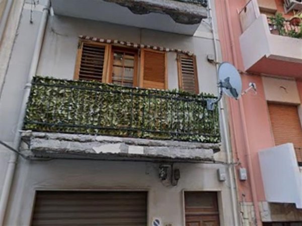 appartamento in vendita a Reggio di Calabria in zona Sbarre