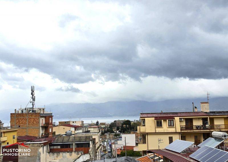 appartamento in vendita a Reggio di Calabria in zona Rione Ferrovieri