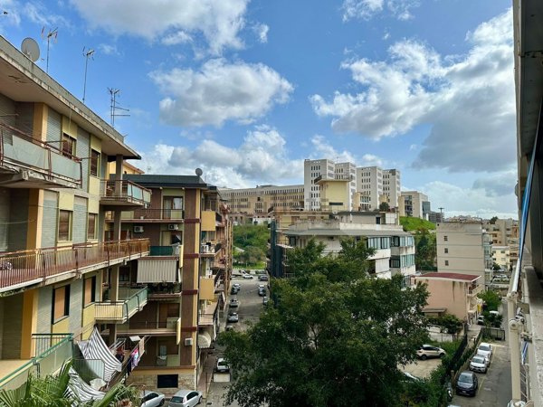 appartamento in vendita a Reggio di Calabria in zona Centro Storico