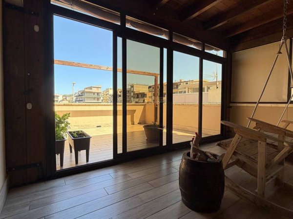 casa indipendente in vendita a Reggio di Calabria in zona Spirito Santo