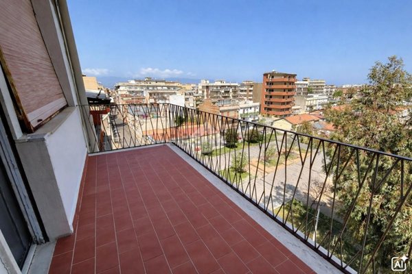 appartamento in vendita a Reggio di Calabria in zona Rione Ferrovieri