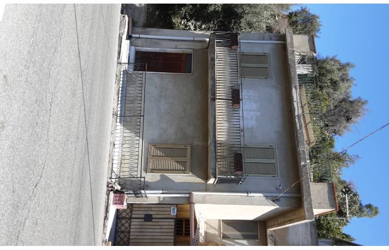casa indipendente in vendita a Reggio di Calabria in zona Gallina