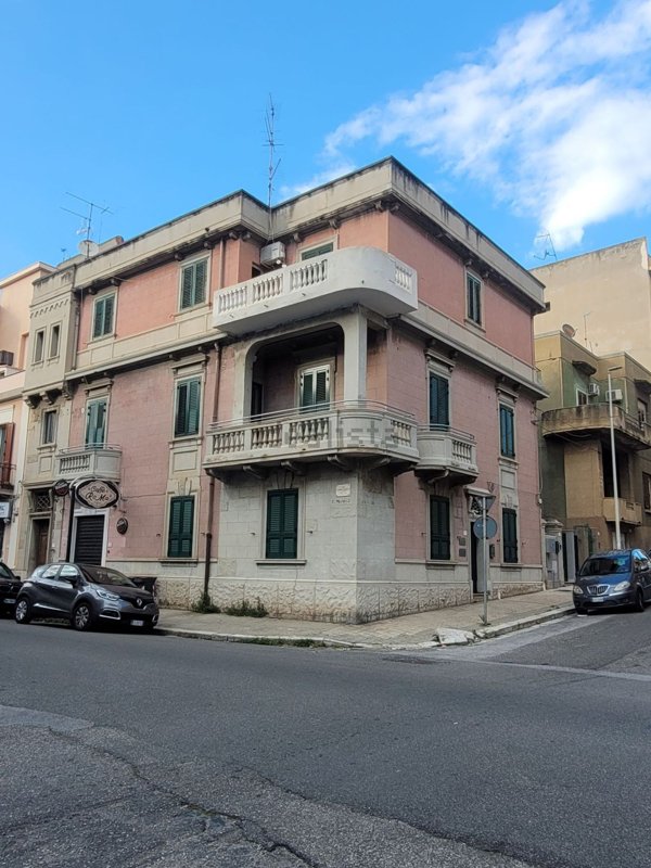 appartamento in vendita a Reggio di Calabria in zona Centro Storico