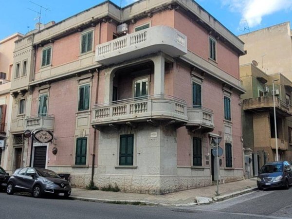 appartamento in vendita a Reggio di Calabria in zona Centro Storico