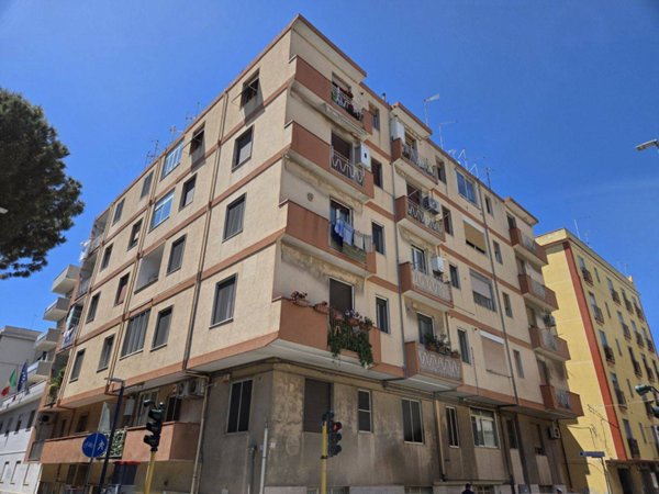 appartamento in vendita a Reggio di Calabria in zona Stadio