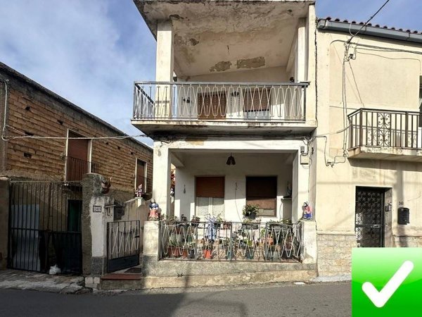 casa indipendente in vendita a Reggio di Calabria in zona Tremulini