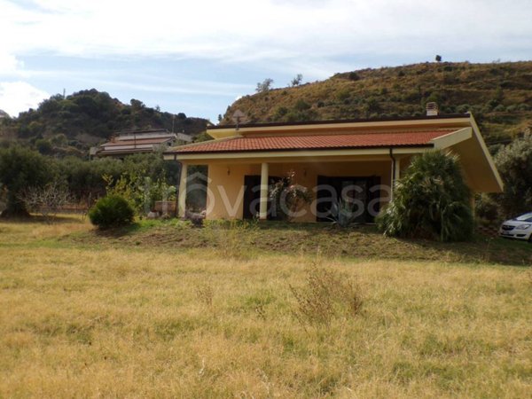 casa indipendente in vendita a Reggio di Calabria in zona Gallina
