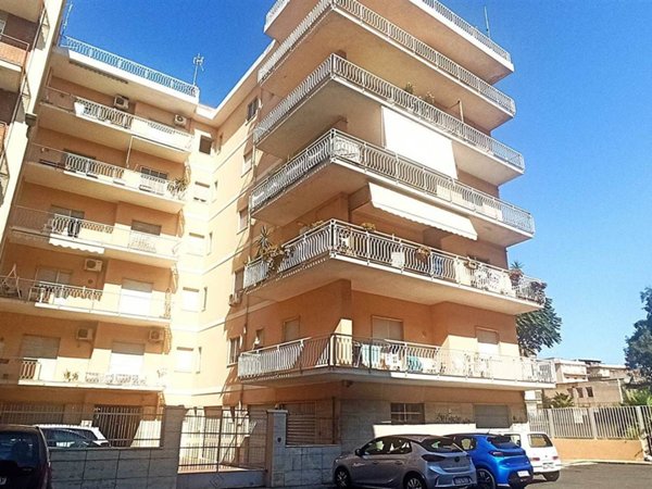 appartamento in vendita a Reggio di Calabria in zona Stadio