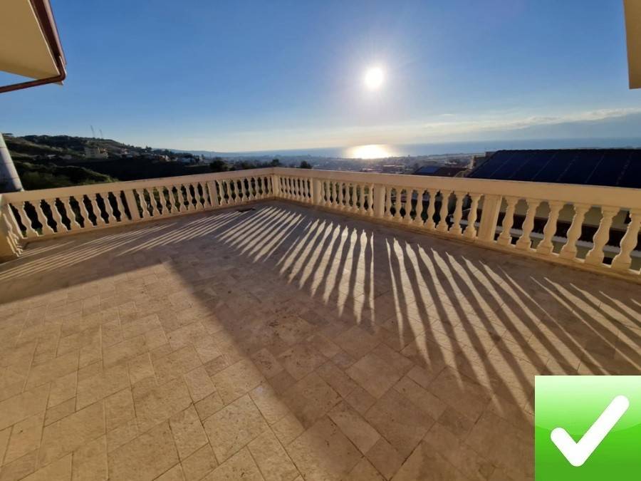 casa indipendente in vendita a Reggio di Calabria in zona Gallina