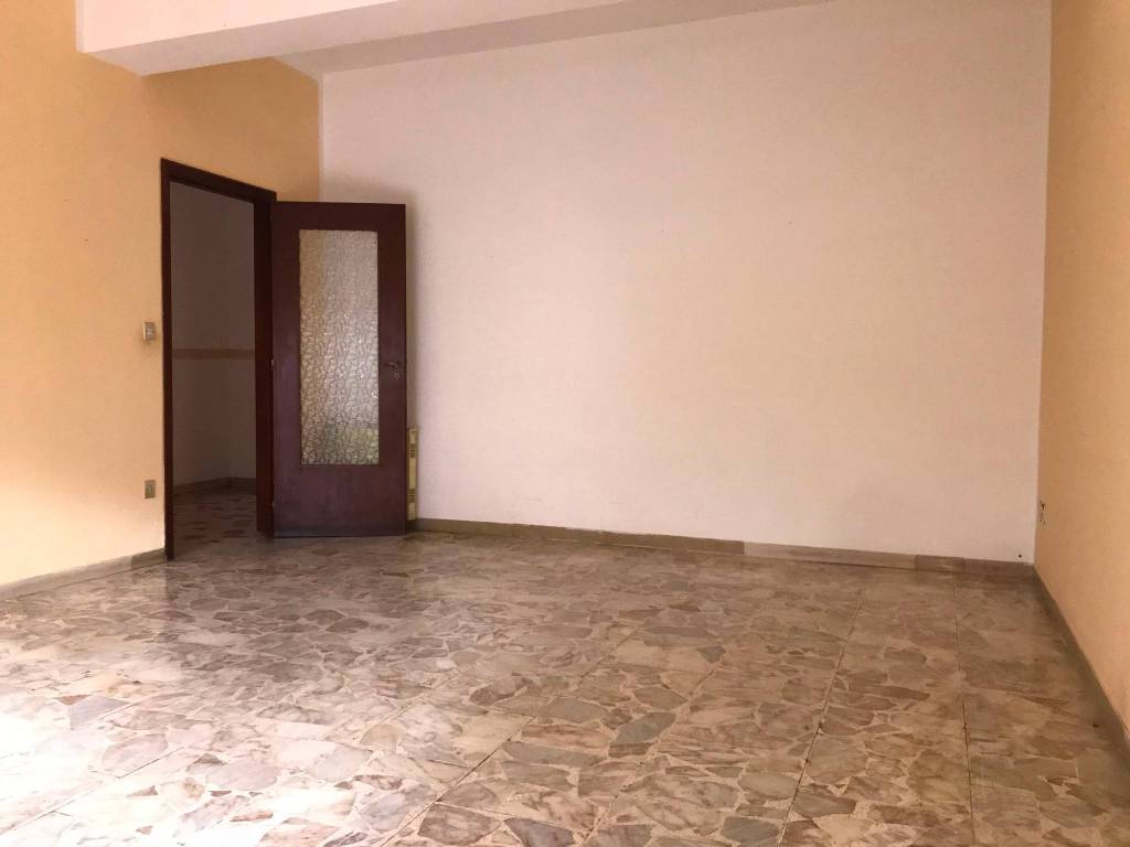 appartamento in vendita a Reggio di Calabria in zona Sbarre