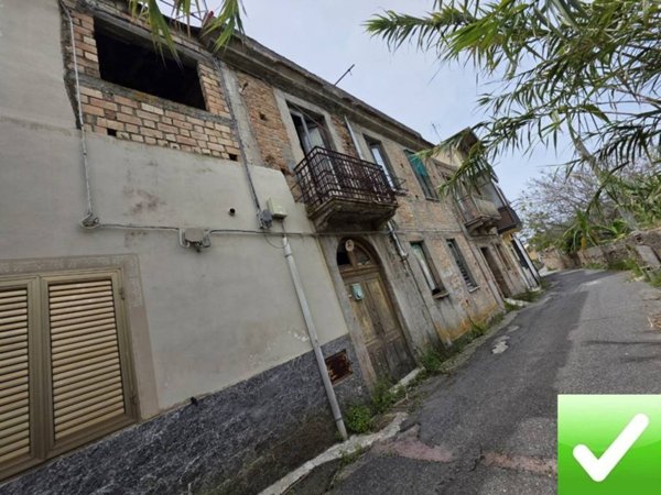 casa indipendente in vendita a Reggio di Calabria in zona Gallico Superiore