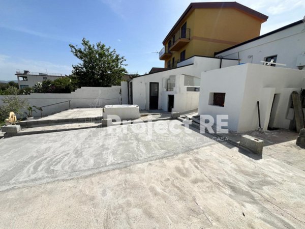 casa indipendente in vendita a Reggio di Calabria