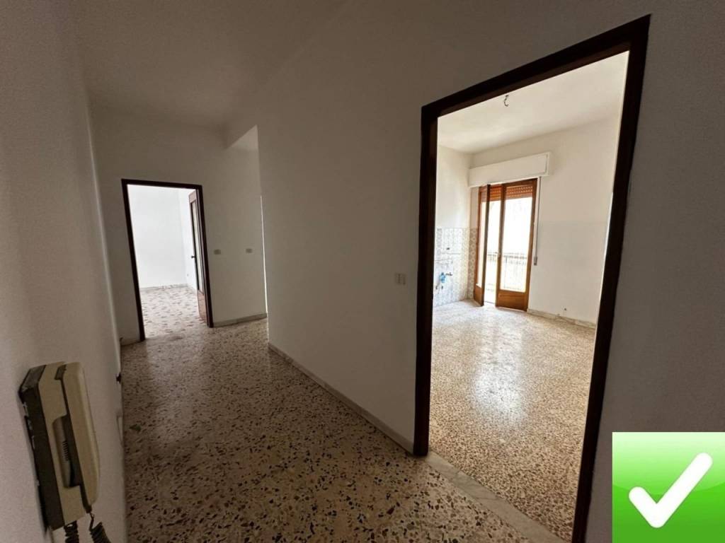 appartamento in vendita a Reggio di Calabria in zona Sbarre