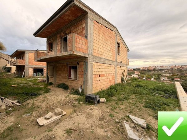 casa indipendente in vendita a Reggio di Calabria in zona Gallina