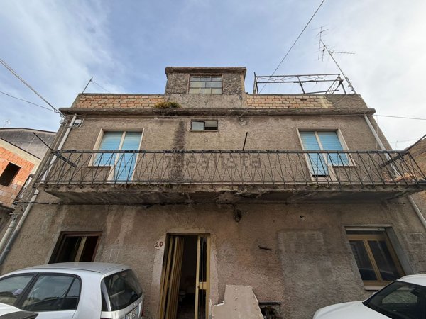 appartamento in vendita a Reggio di Calabria in zona Sbarre